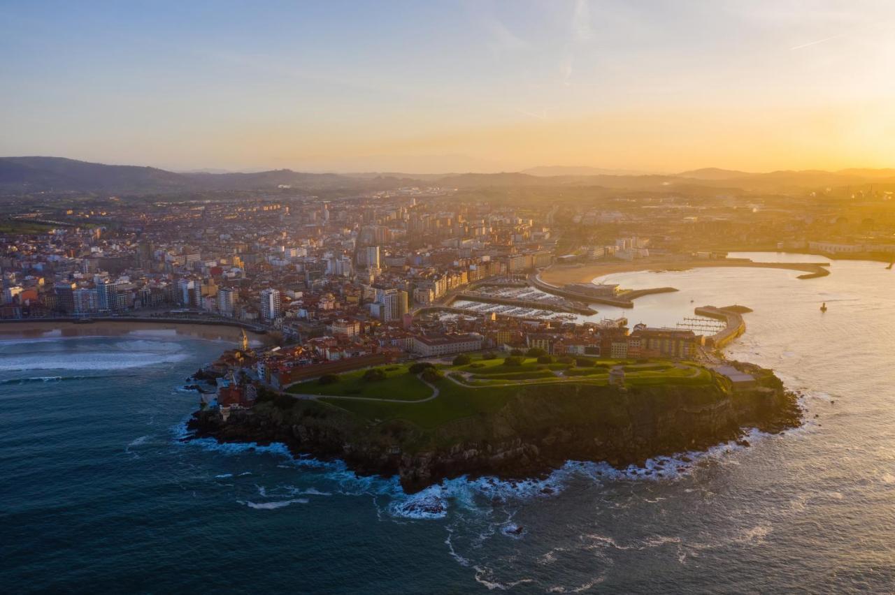 El Amarre - Navega En El Camarote De Un Navio Con Historia - Grupo Querbes Daire Gijón Dış mekan fotoğraf