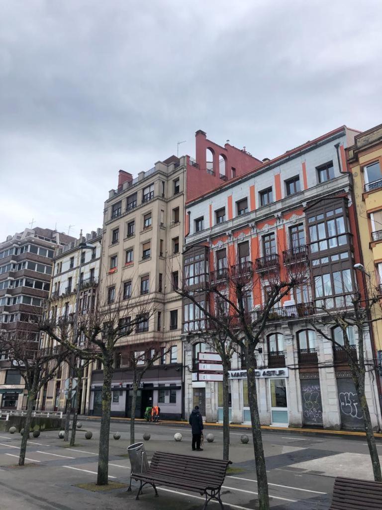 El Amarre - Navega En El Camarote De Un Navio Con Historia - Grupo Querbes Daire Gijón Dış mekan fotoğraf